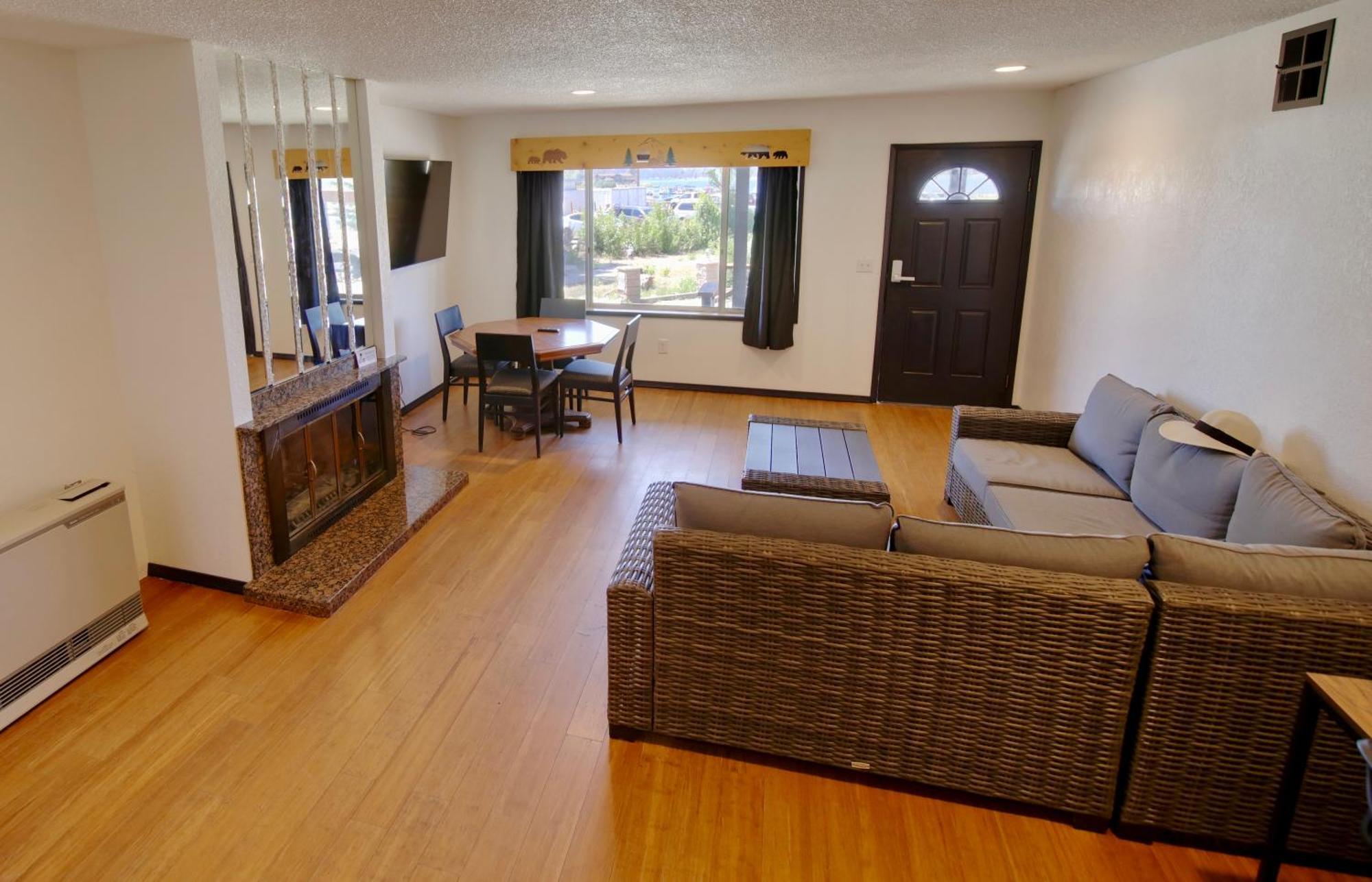 Lakefront Escape Big Bear Lake Room photo